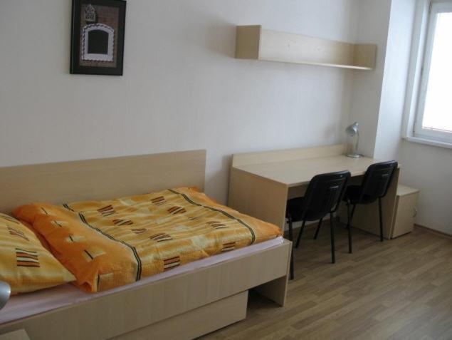 Uninova Hostel Bratislava Quarto foto